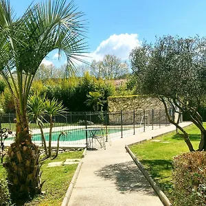 Ibis Aix En Provence 3* אקס-אן-פרובאנס