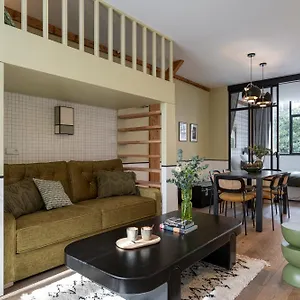 Sloth Loft Montmarte Apartment