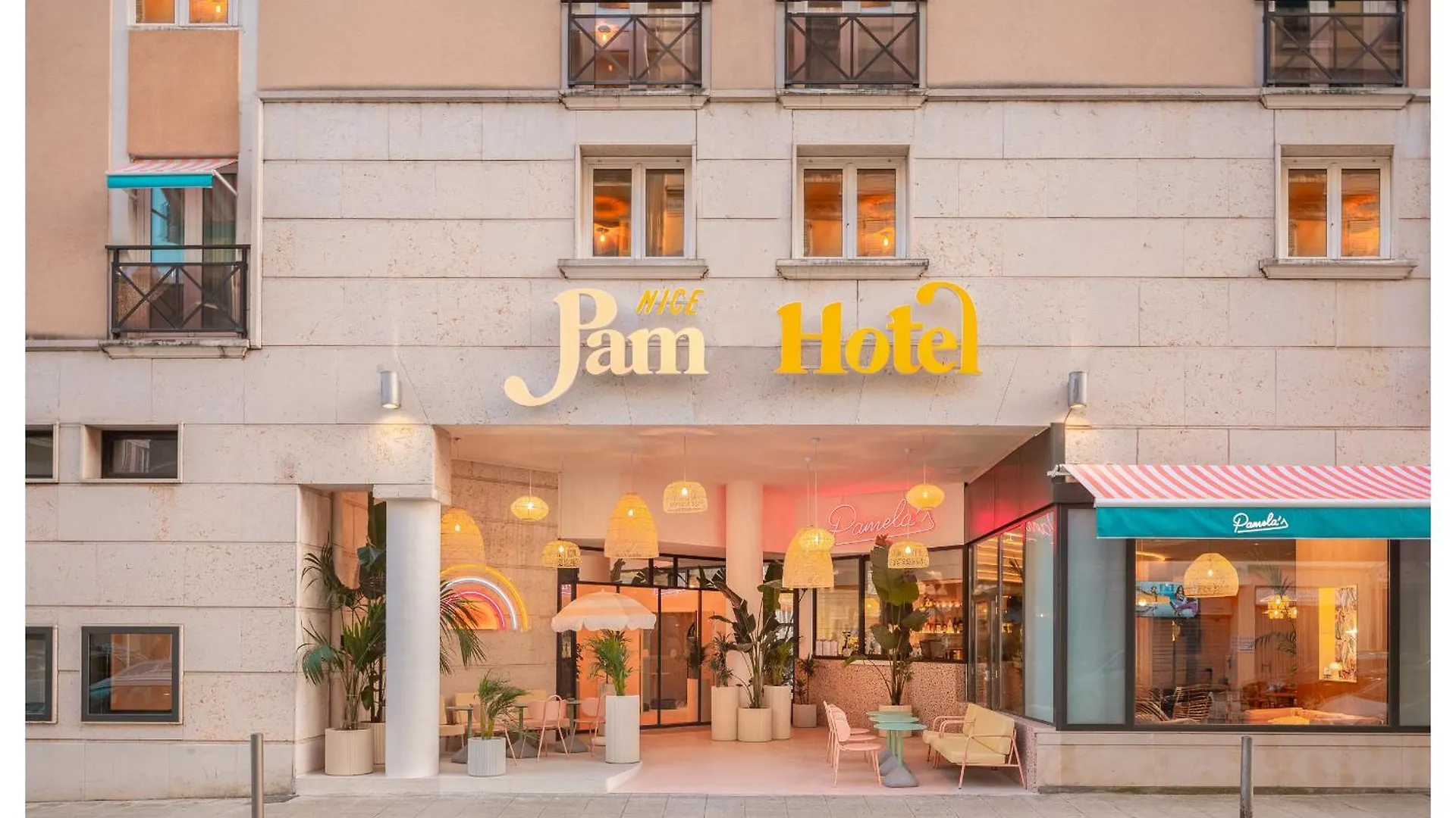 Nice Pam Hotel Fully Renovated 4*,  Fransa